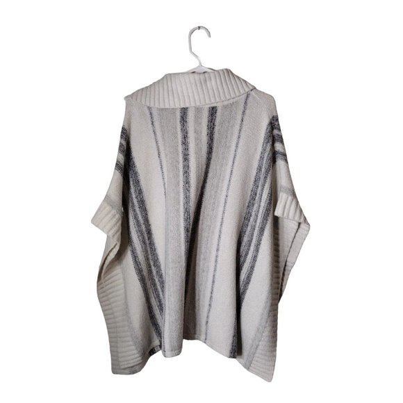 Eddie Bauer Sweater Womens XS Poncho Button Collar - Picture 2 of 12